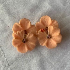 Vintage 60s Flower Clip-on Earrings
